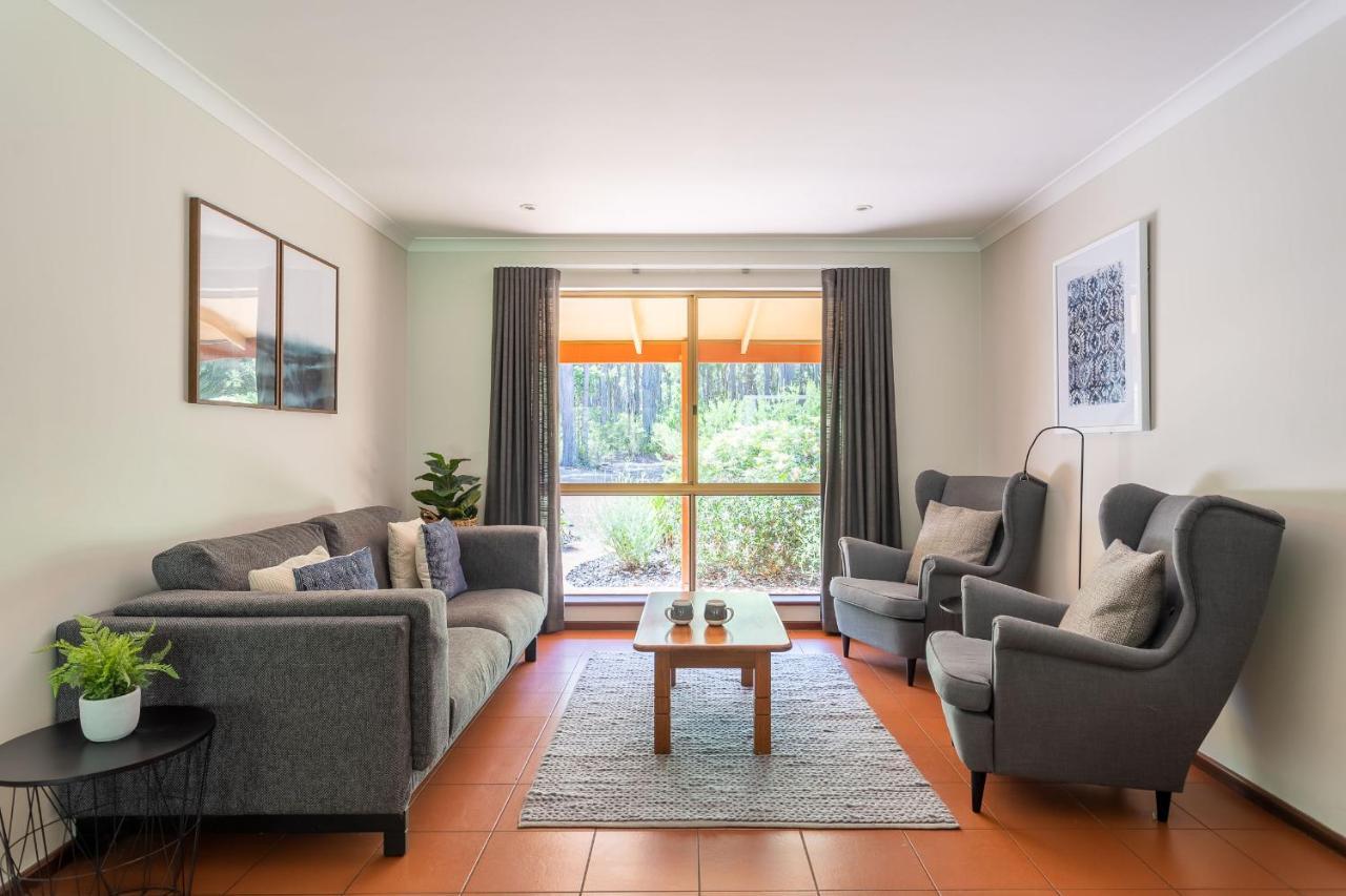Mansfield Retreat - In Town - Margaret River Bagian luar foto