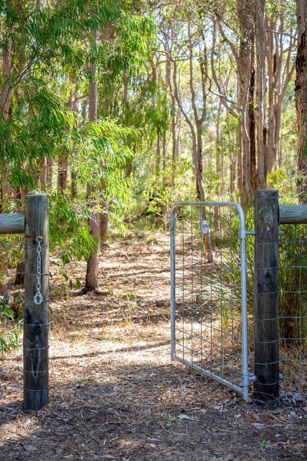 Mansfield Retreat - In Town - Margaret River Bagian luar foto